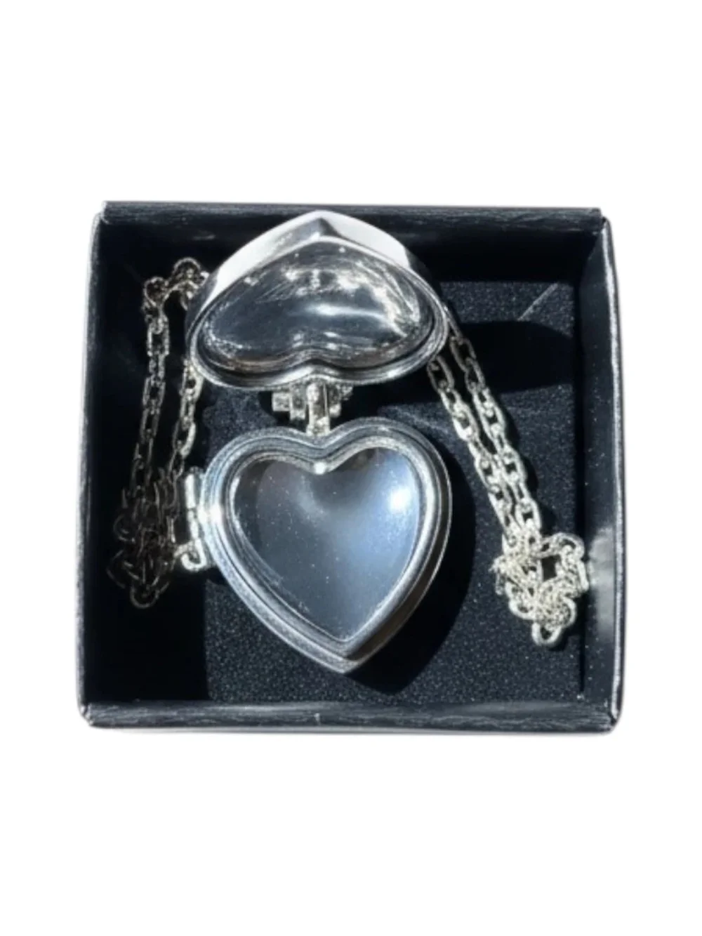 NEW Avon Silver Necklace with 'Best Friends' Red Heart Locket